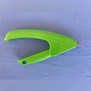 🐶🐾🦴🐾🐶Oster Green Dog Nail Grooming Tool